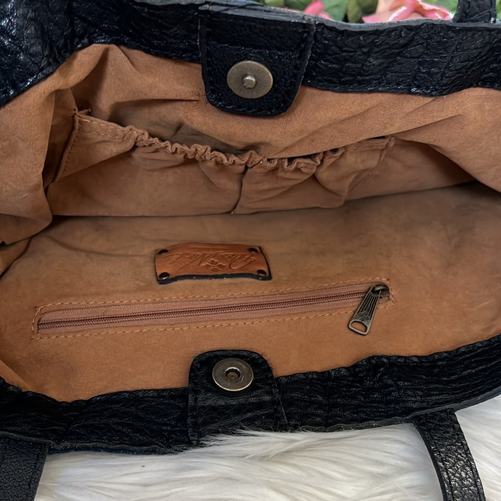 Patricia Nash Distressed Leather Tote in Black & Navy Color - Picture 8 of 8
